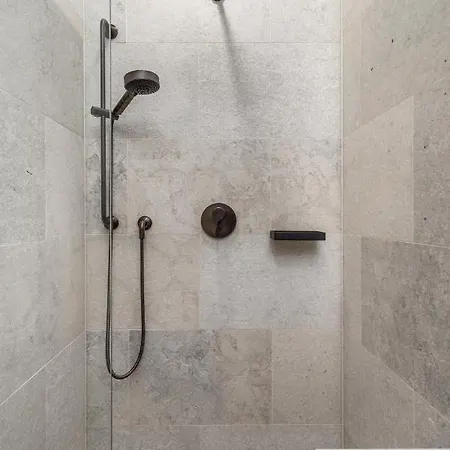 Albina Lejlighedshotel