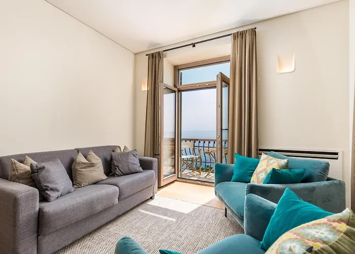 Albina Apart-hotel *