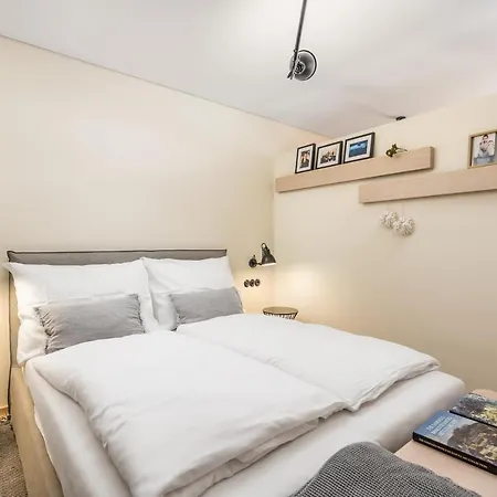 Hotel de apartamente Albina