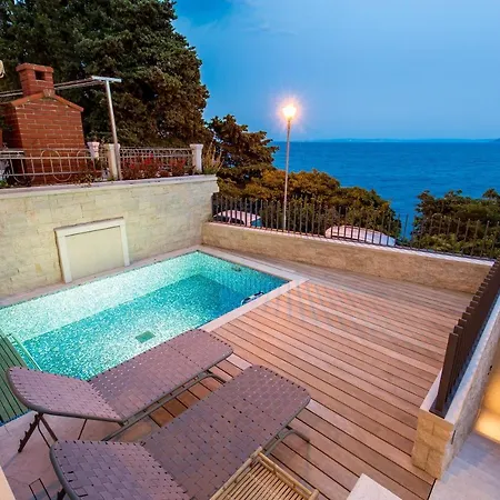 Hotel de apartamente Albina Mošćenička Draga