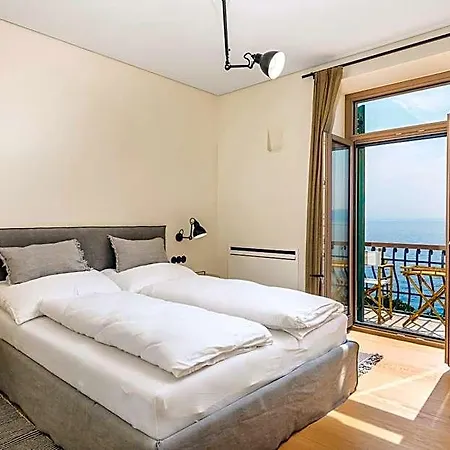 Aparthotel Albina *