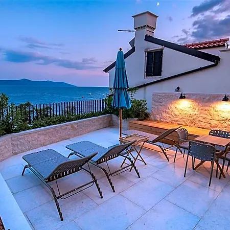 Albina Aparthotel Moscenicka Draga